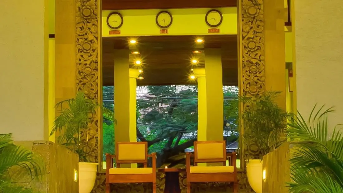 Bali Rani Hotel Кута