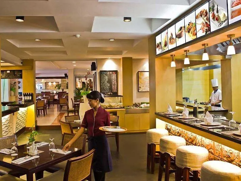 Bali Rani Hotel Кута
